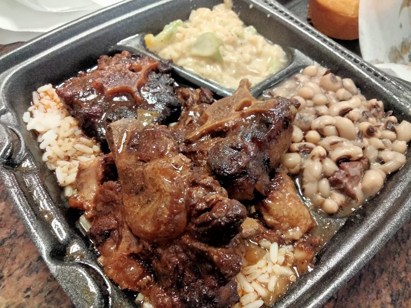 R&B Soul Food & Cajun Kitchen food